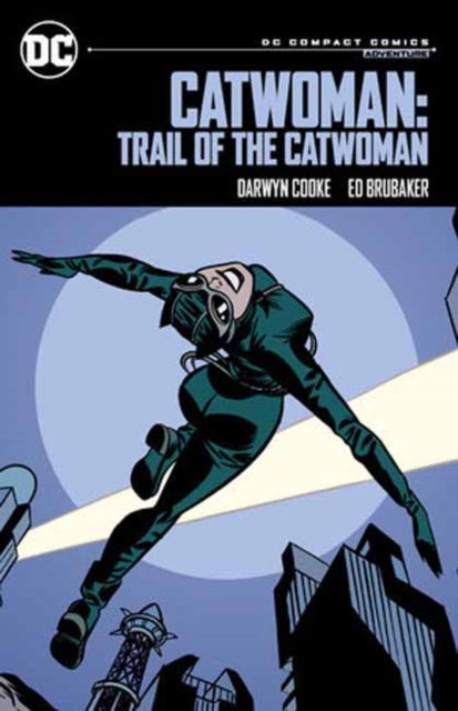 Catwoman: Trail of the Catwoman: DC Compact Comics Edition-9781779527288