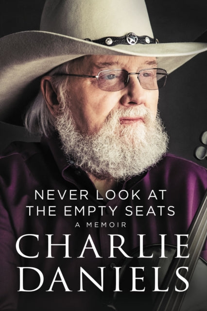 Never Look at the Empty Seats : A Memoir-9781400334292